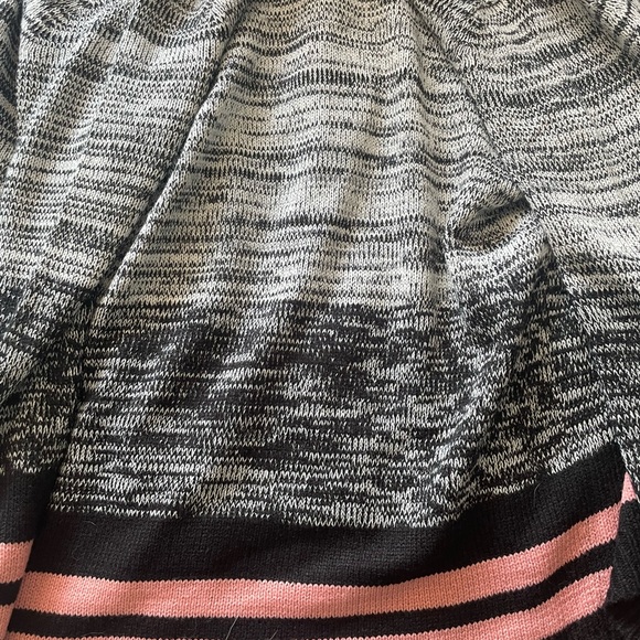 Cardigan - Picture 2 of 2